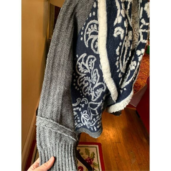 Anthropologie Sleeping on Snow Navy White Gray Open Cardigan Sweater - Picture 5 of 10